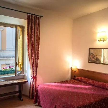 Domus Appia 154 Couette-café 2*