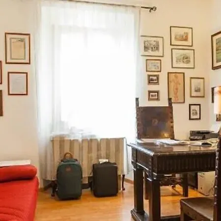 Domus Appia 154 فندق مبيت وإفطار 4*