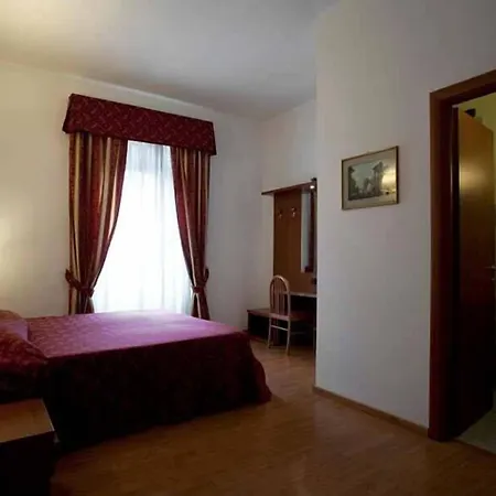 فندق مبيت وإفطار Domus Appia 154 روما