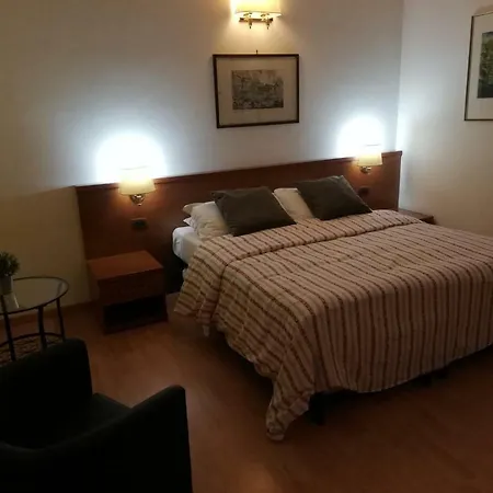 Domus Appia 154 فندق مبيت وإفطار روما